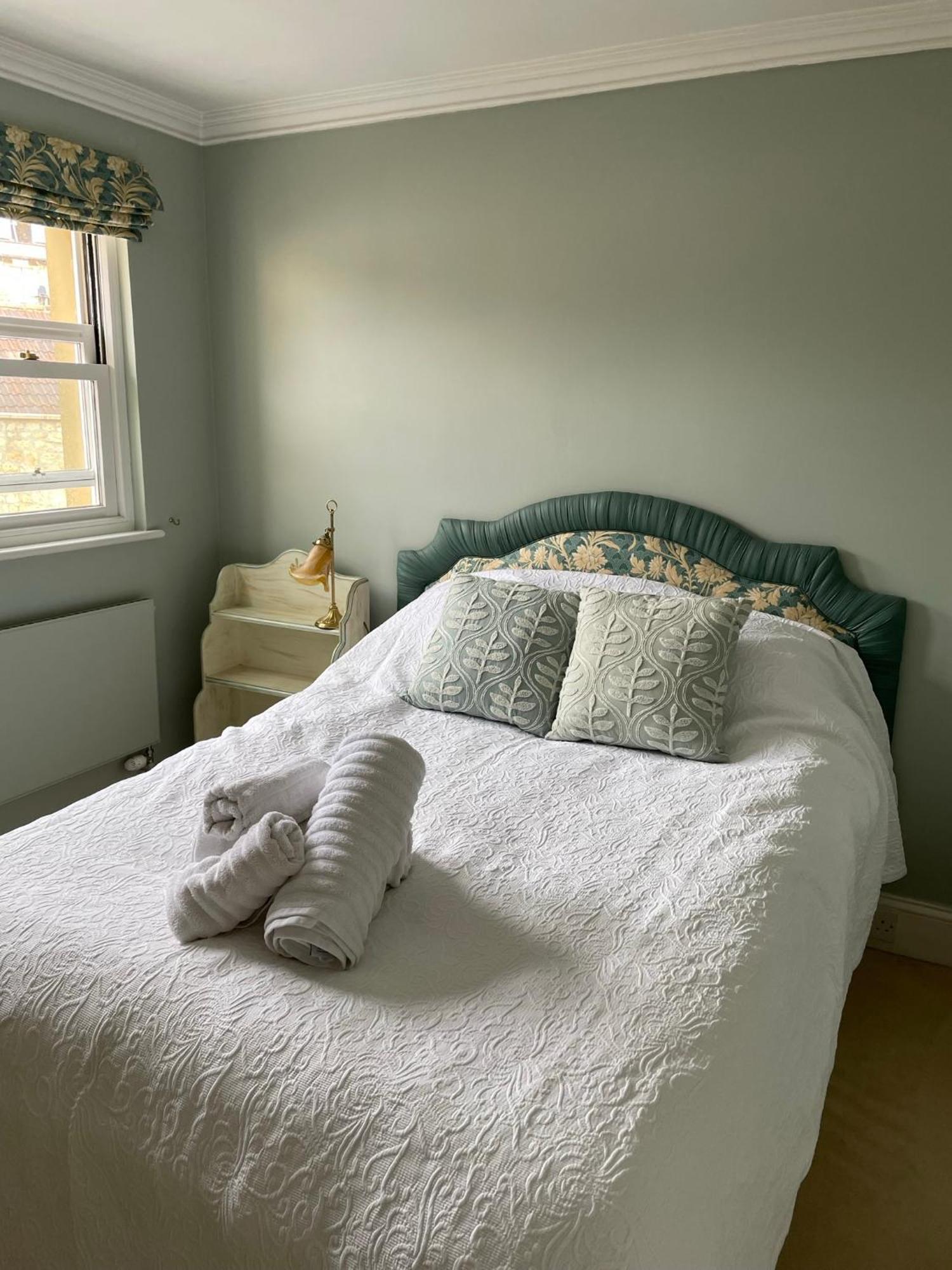 Circus Mews Townhouse:2 Beds:2 En-Suite Baths:Parking:City Centre:Quiet Area Exteriér fotografie