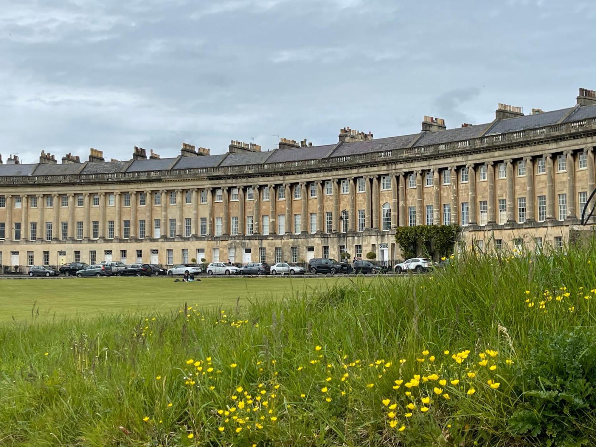 Circus Mews Townhouse:2 Beds:2 En-Suite Baths:Parking:City Centre:Quiet Area Exteriér fotografie