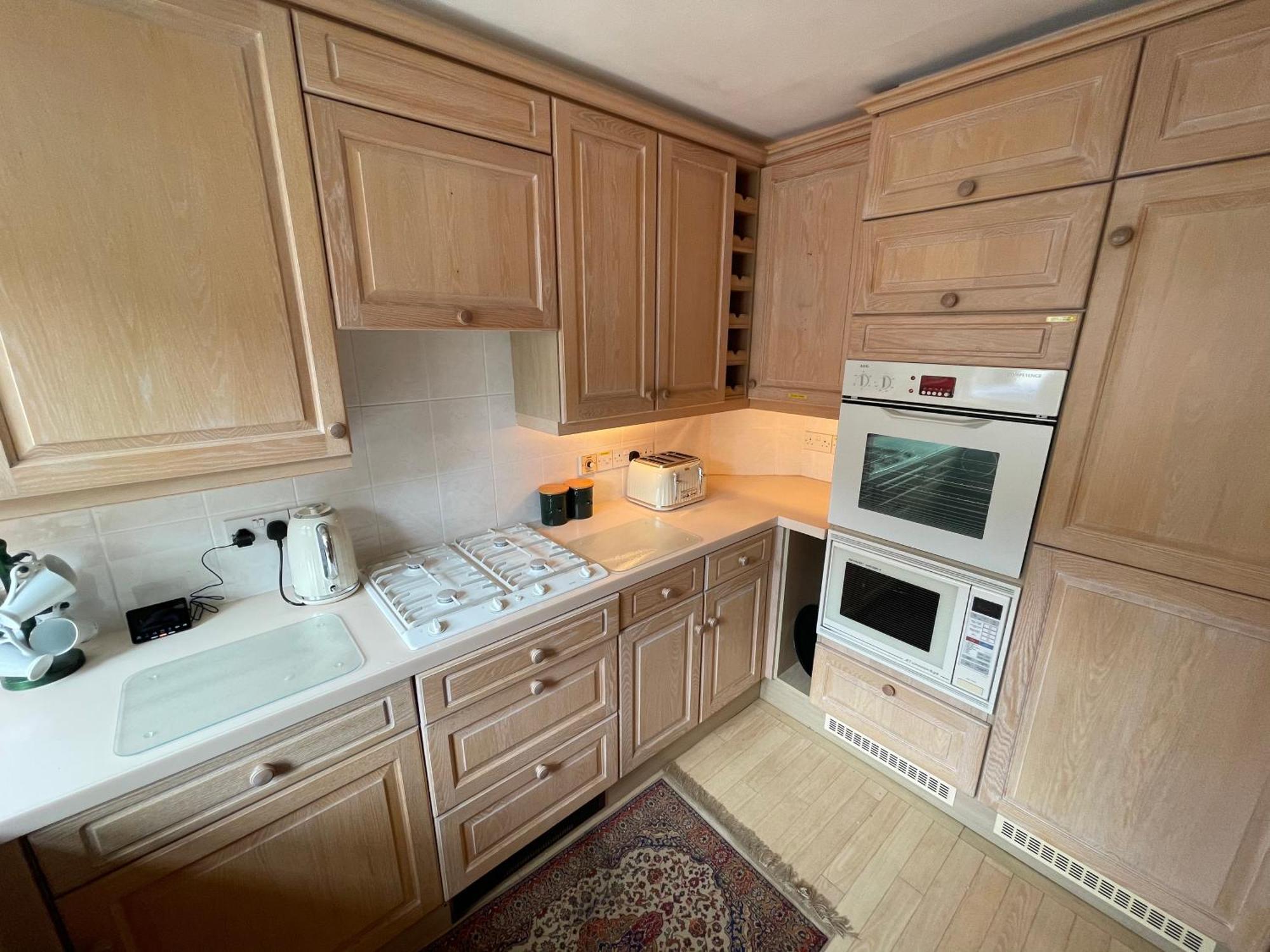 Circus Mews Townhouse:2 Beds:2 En-Suite Baths:Parking:City Centre:Quiet Area Exteriér fotografie